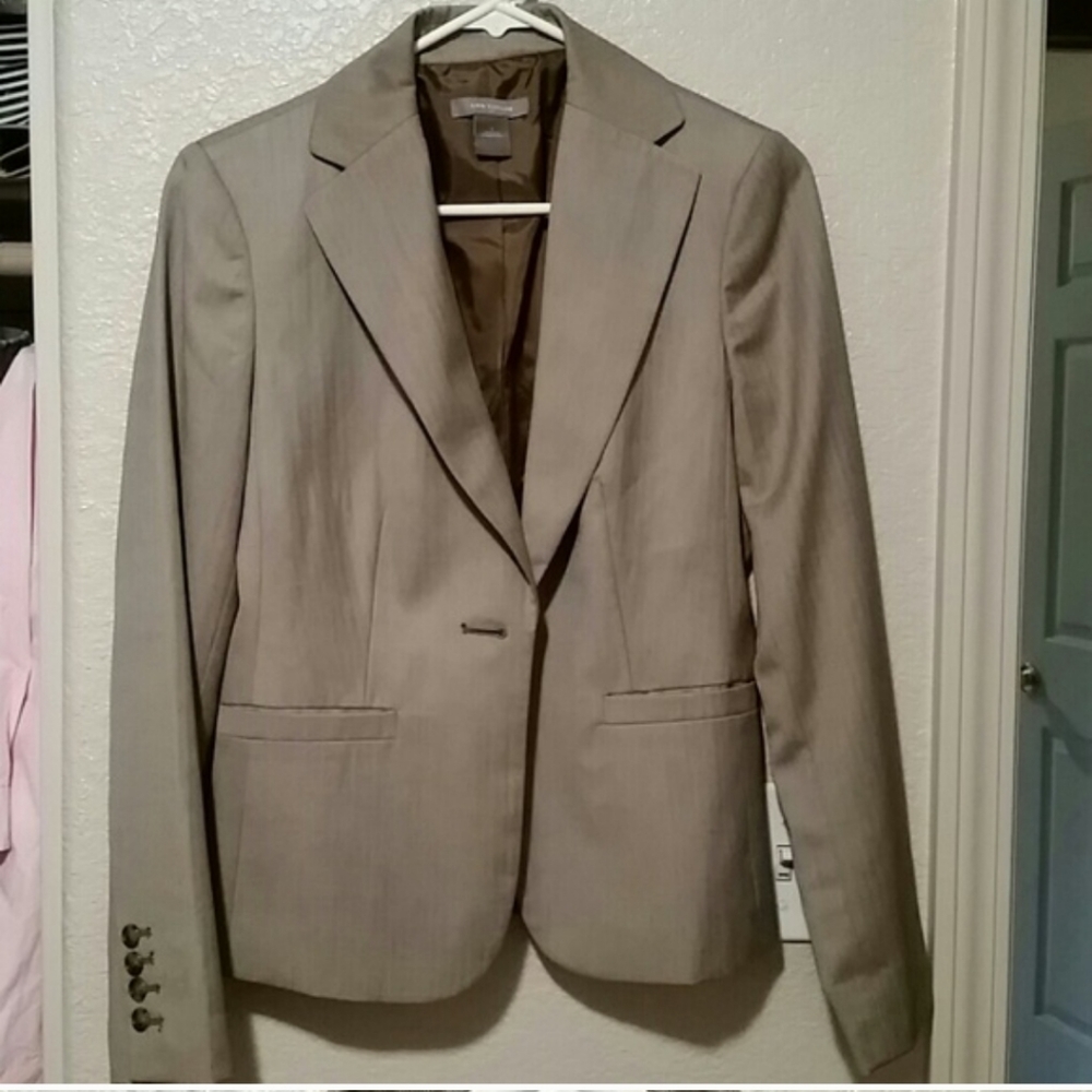 Blazer - Picture 7 of 8